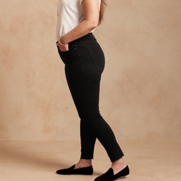 NWT! Banana Republic Premium Denim Black High Rise + Skinny - Multiple🔹 - Picture 10 of 16